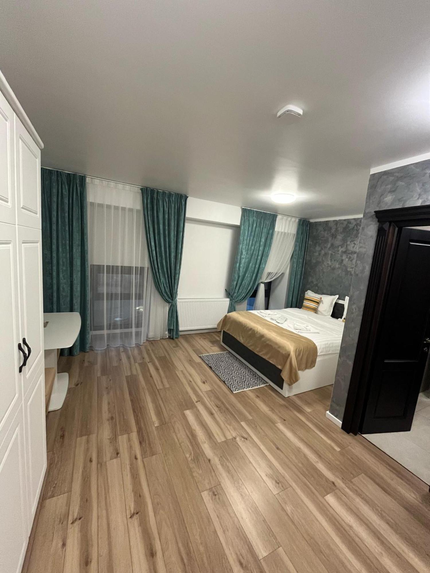 Grey Boutique Hotel Palas ヤシ エクステリア 写真