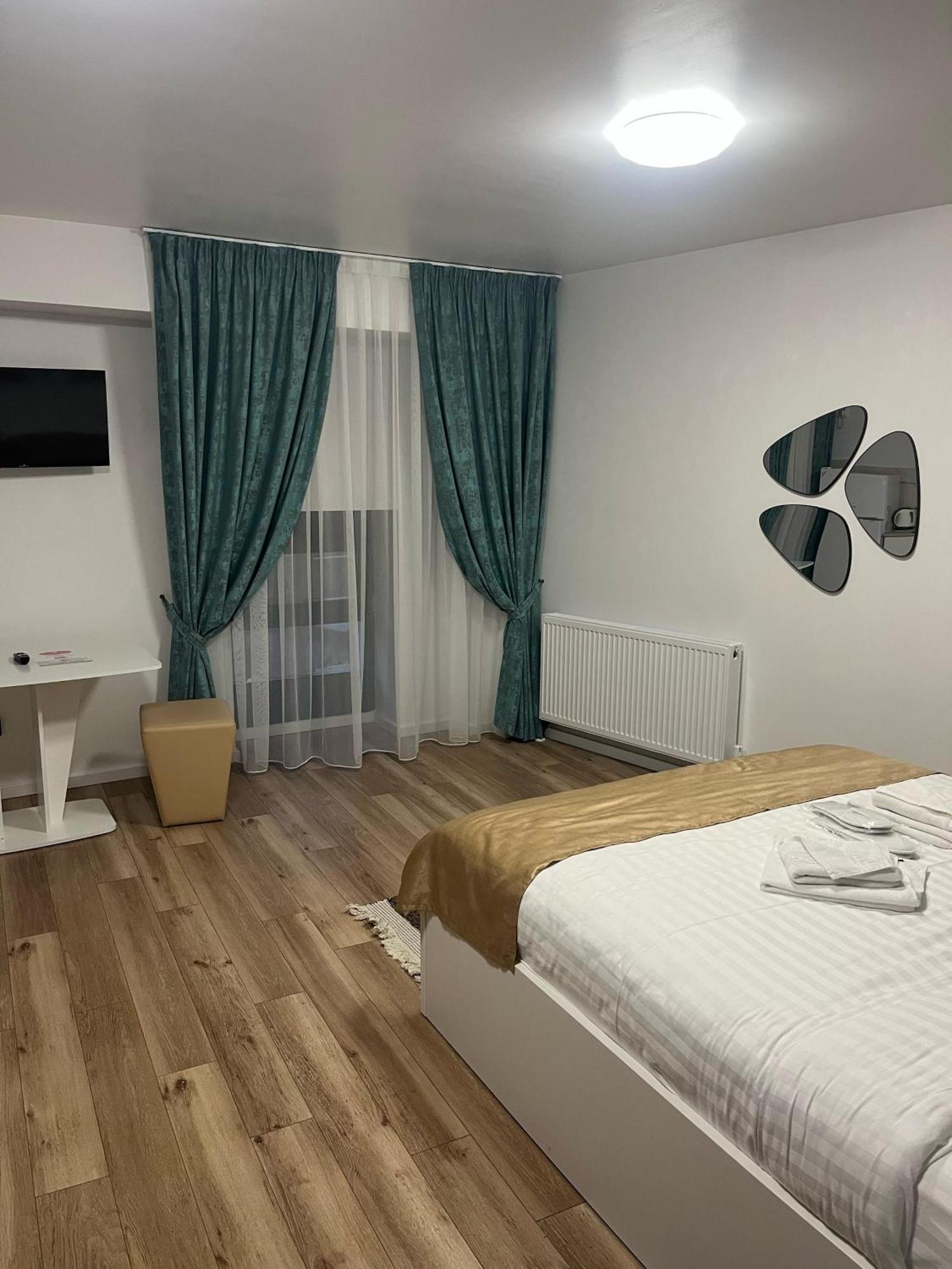 Grey Boutique Hotel Palas ヤシ エクステリア 写真