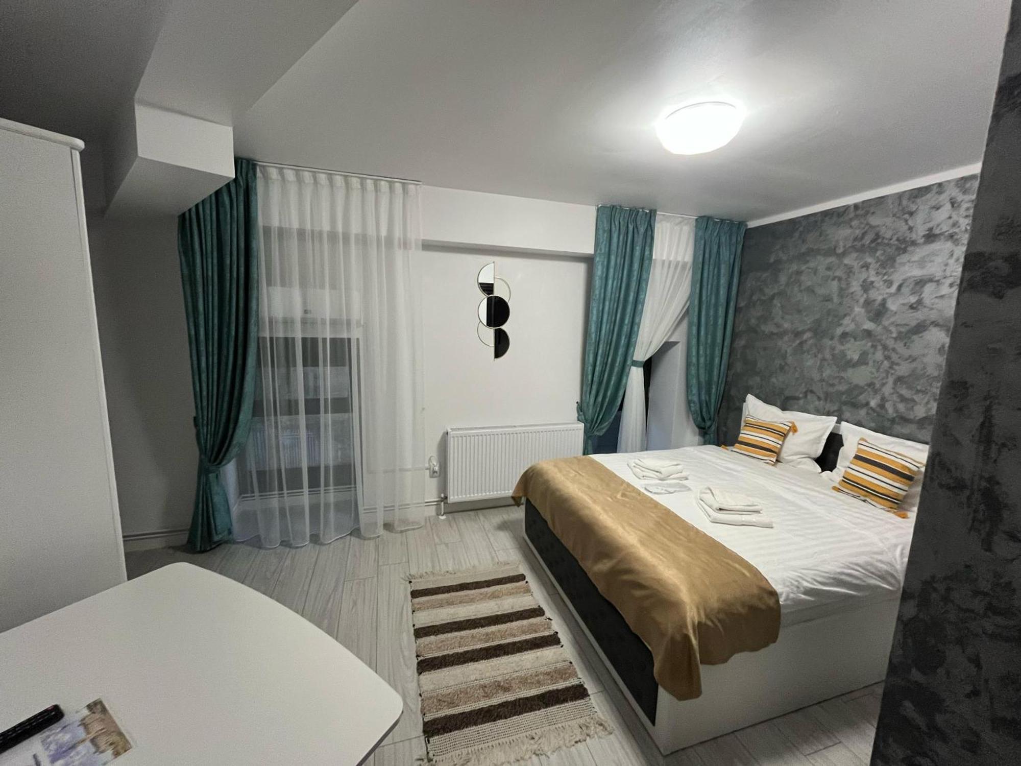 Grey Boutique Hotel Palas ヤシ エクステリア 写真