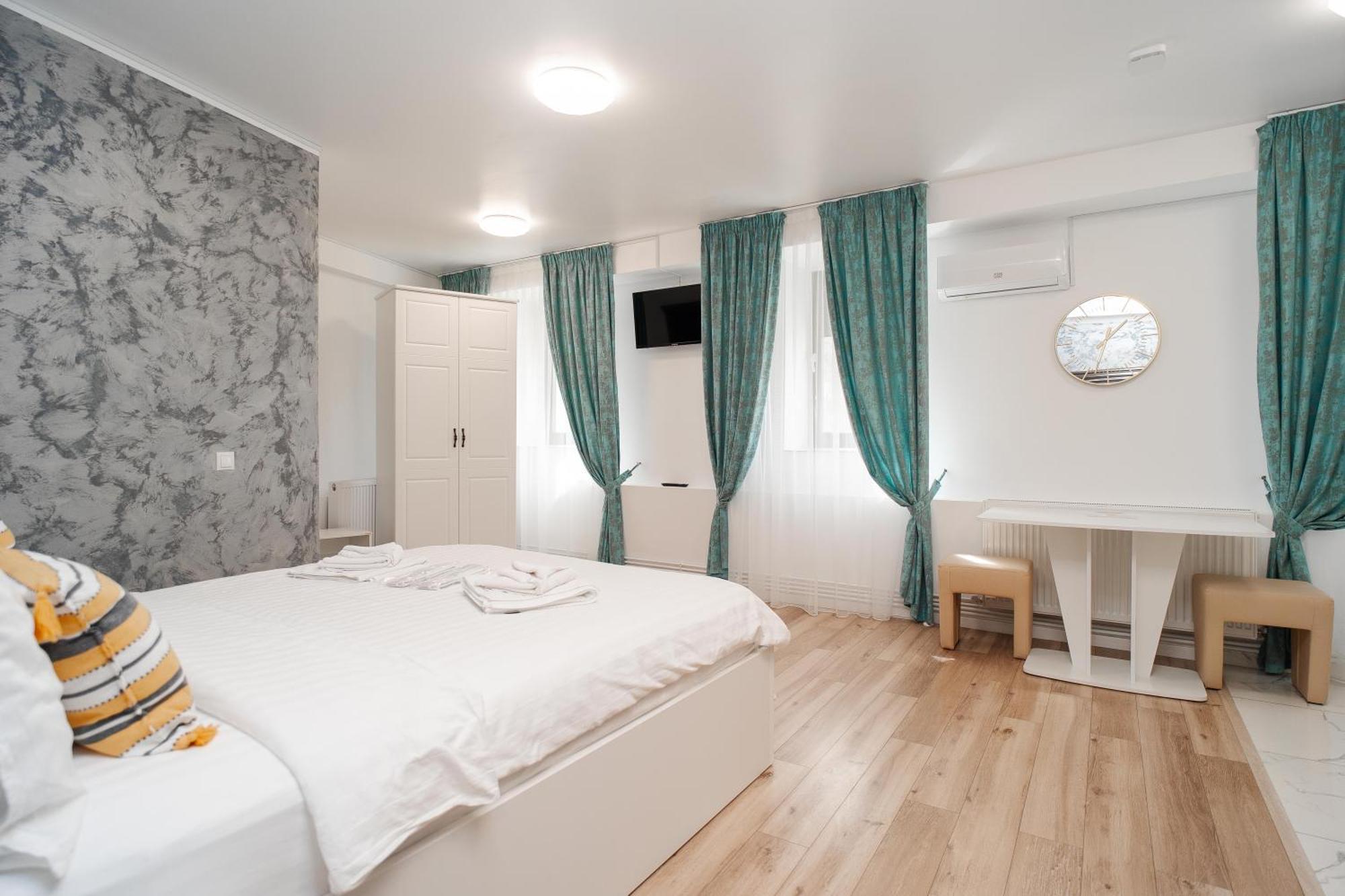 Grey Boutique Hotel Palas ヤシ エクステリア 写真
